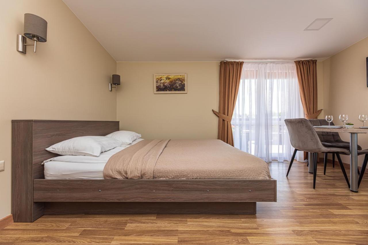 Palangos Vila Apartments Palanga Exterior photo